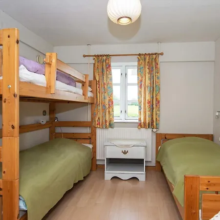 Two-bedroom In 1 *